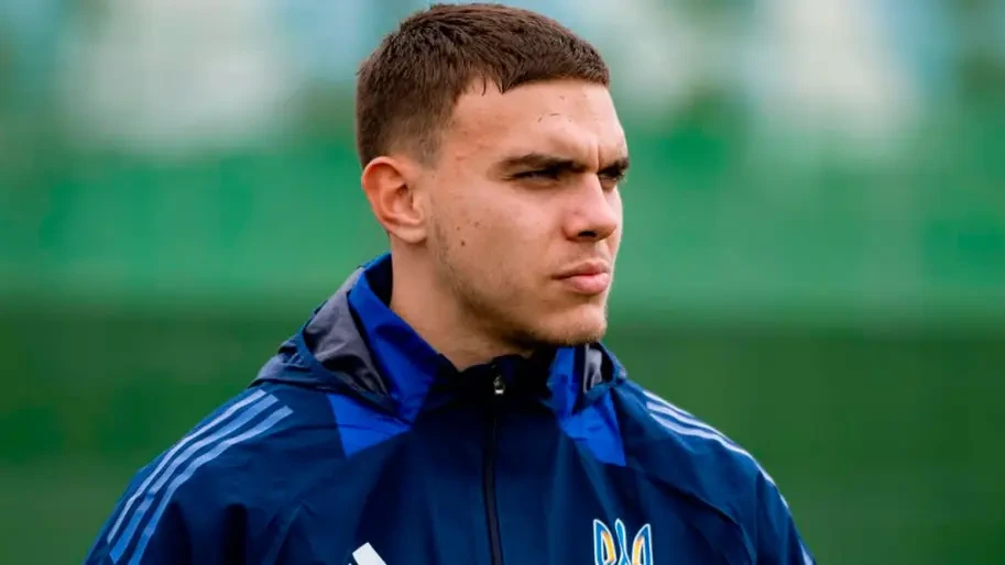 Зірка "Динамо" Пономаренко похизувався їздою на Bentley зі швидкістю 245 км/год