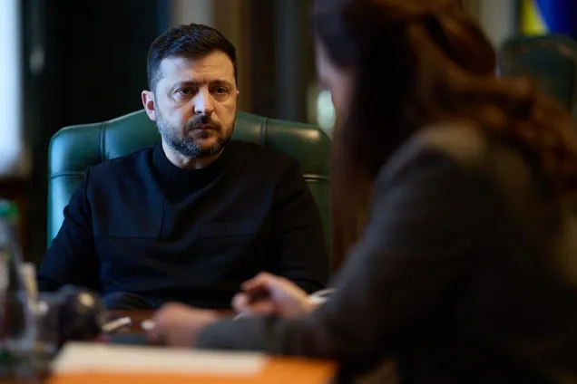 Кошти є: Зеленський погодив зі Свириденко нові програми автономного енергоживлення для людей і громад